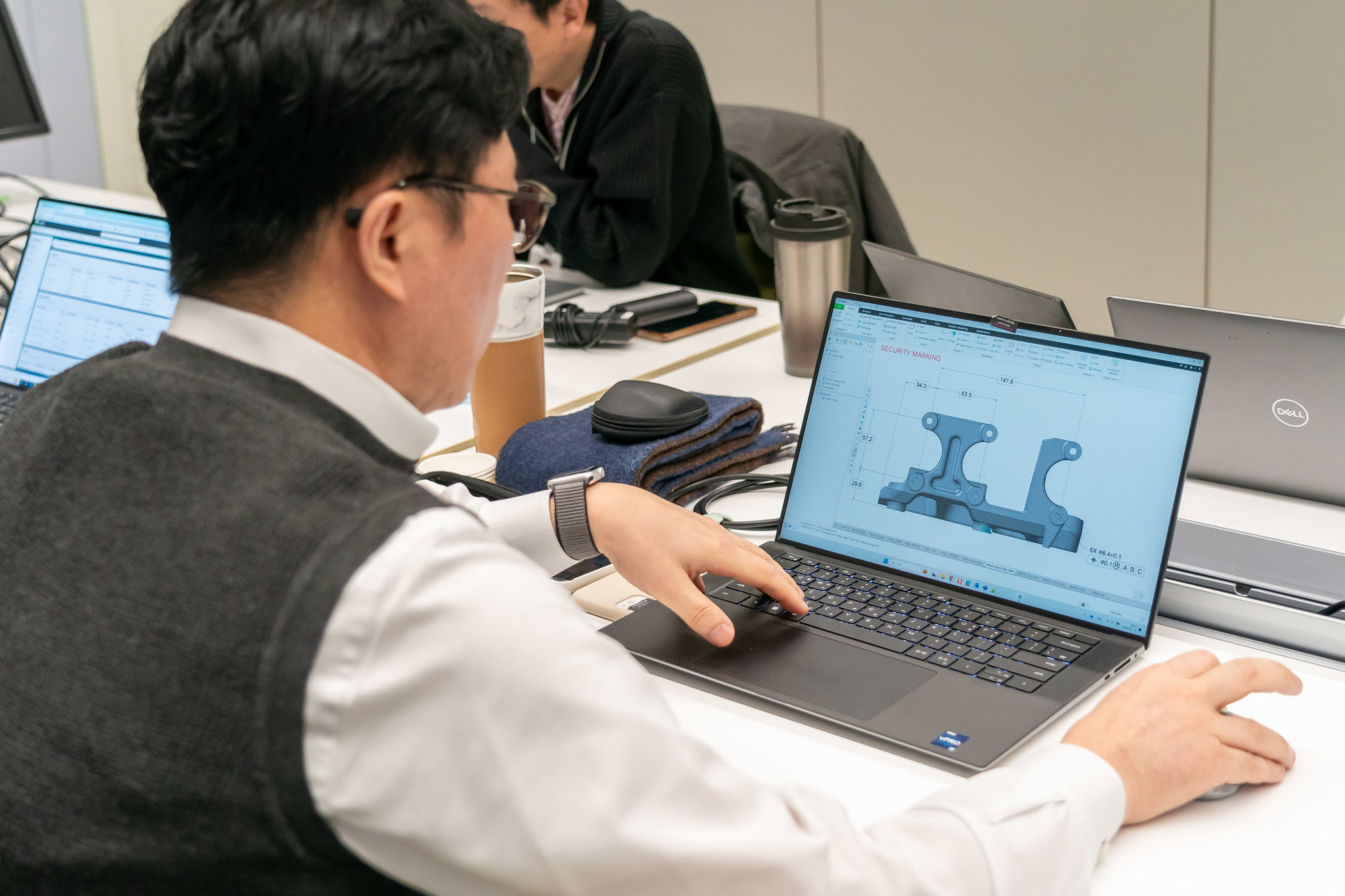 Focused conversations that turn ideas into clear next steps.